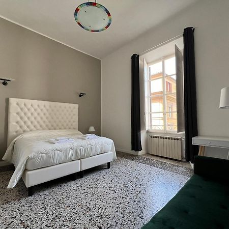 Luxury Room Anelli Center Of Roma Exterior photo