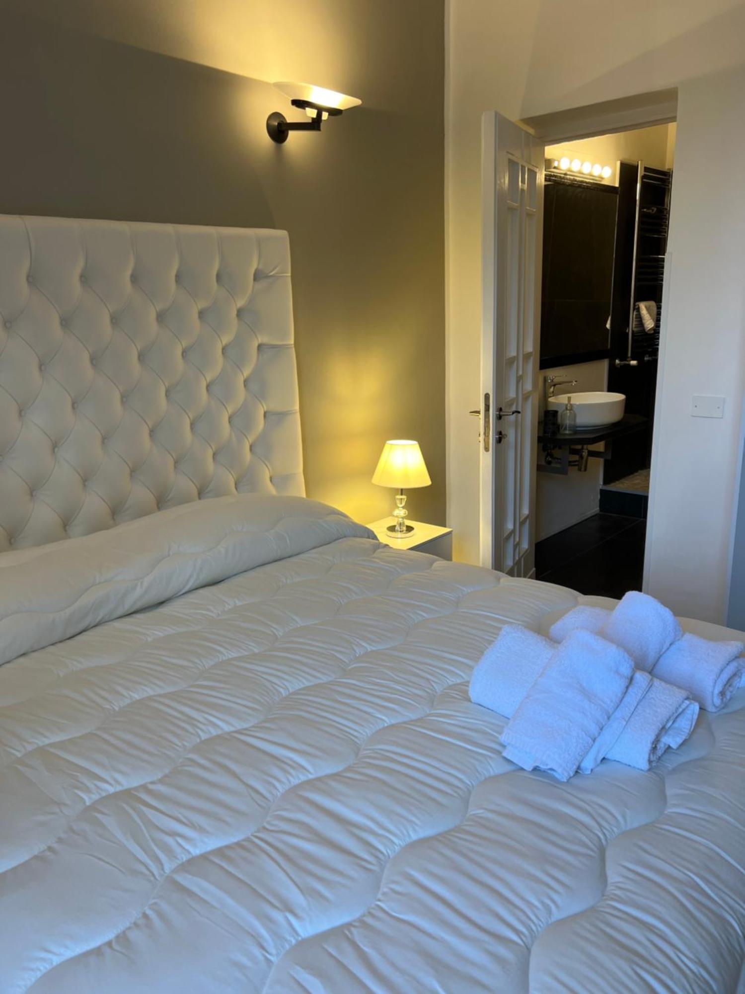 Luxury Room Anelli Center Of Roma Exterior photo