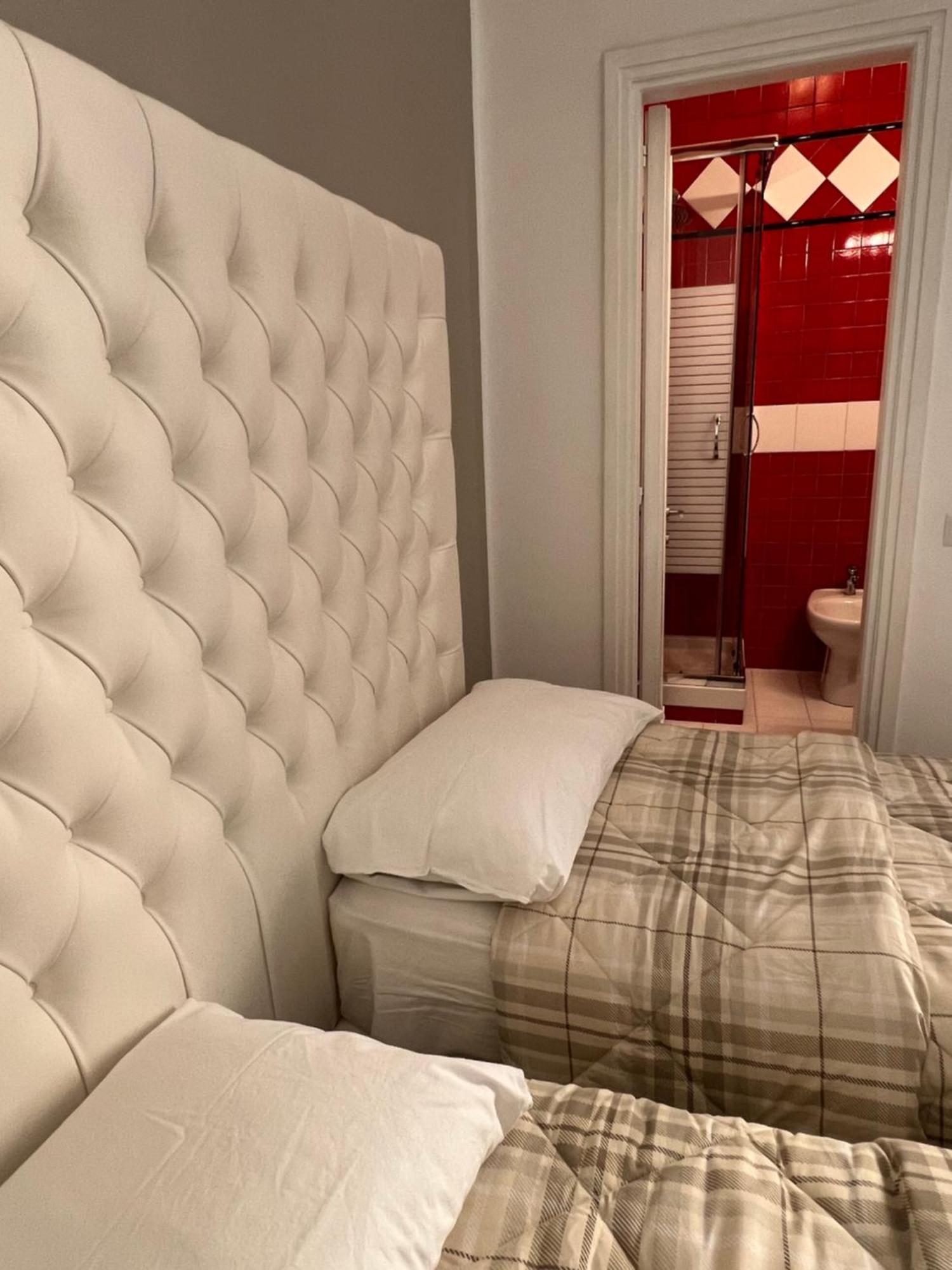 Luxury Room Anelli Center Of Roma Exterior photo